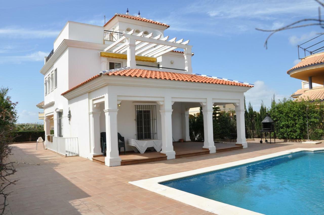 Villa Canela With Heated Pool, Piscina Climatizada イスラ・カネラ エクステリア 写真